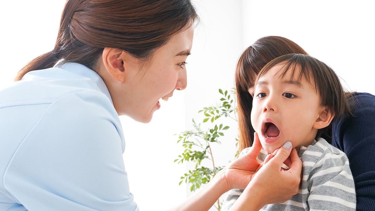 う蝕検知液を使った削り過ぎない虫歯治療